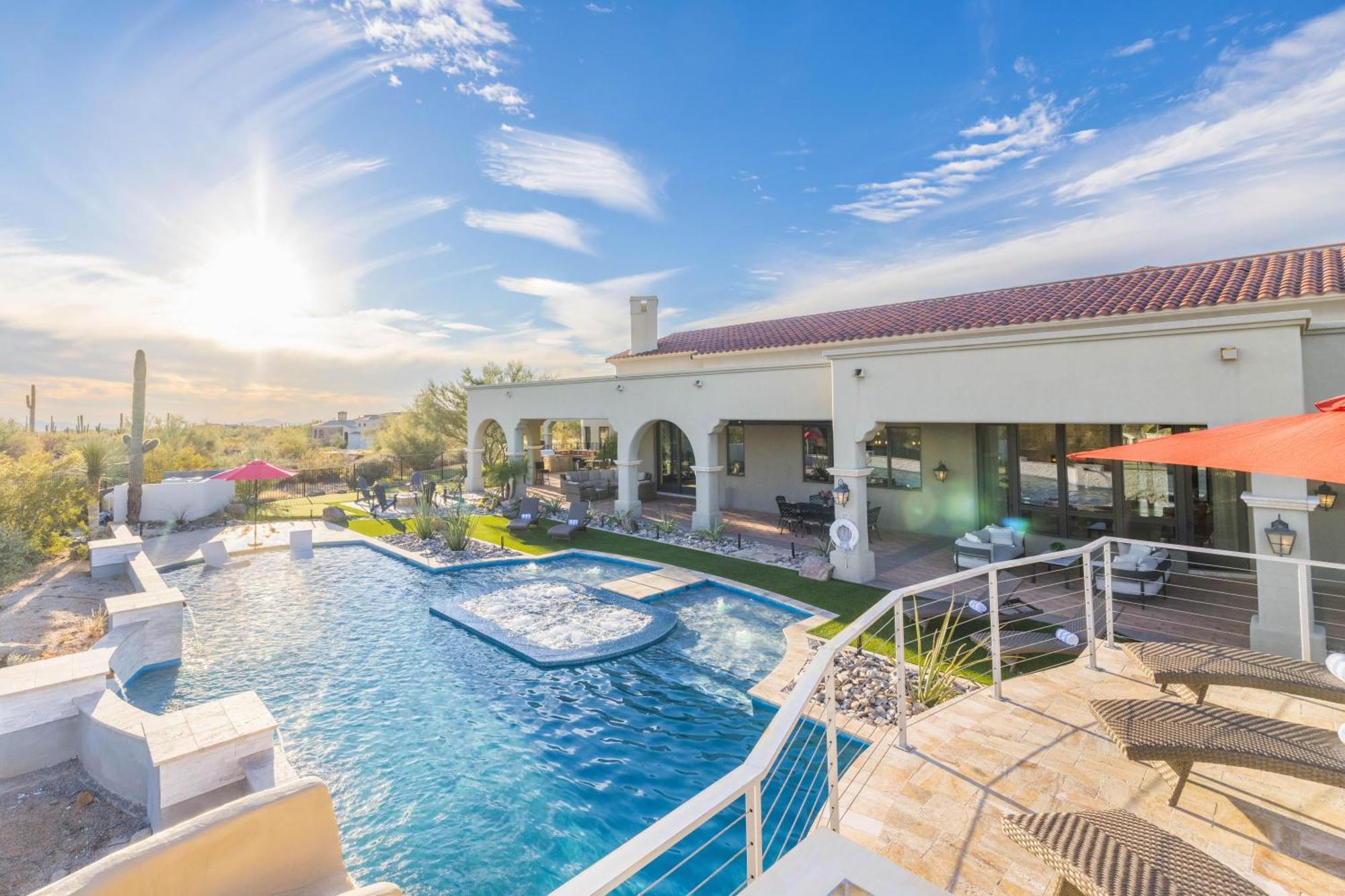 Hozho East Estate Holiday home